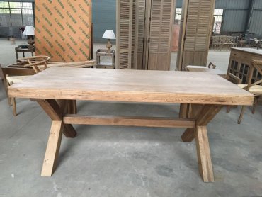שולחן עץ מלא מלבני